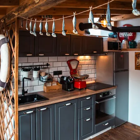 Hotel Three Dolphins With A Rooftop Terracе 3*