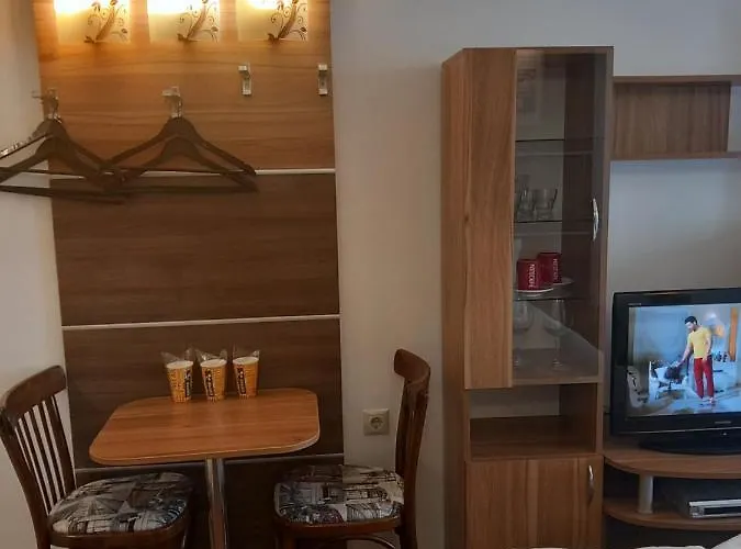 Three Dolphins With A Rooftop Terracе 3*