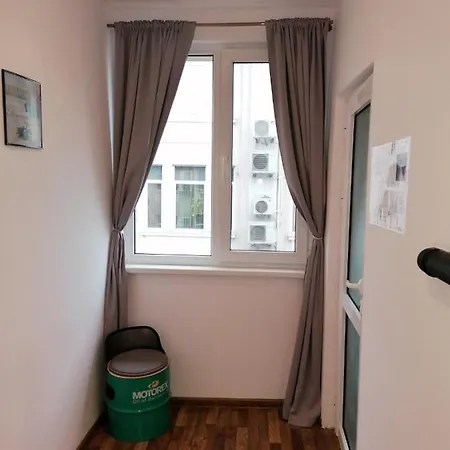 Three Dolphins With A Rooftop Terracе 3* Warna