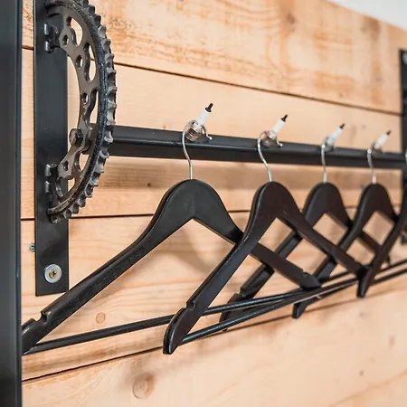 Three Dolphins With A Rooftop Terracе 3* Warna