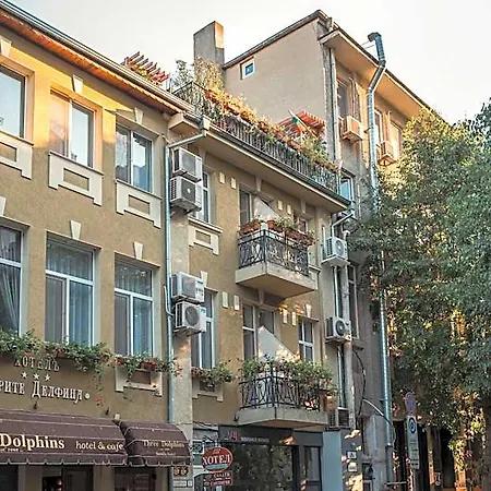 Three Dolphins With A Rooftop Terracе Hotel Varna